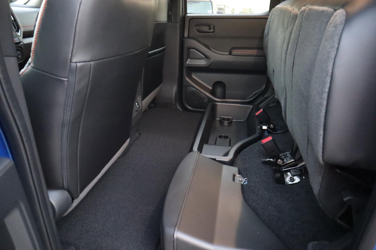 New 2026 Nissan Frontier 4x4 Crew Cab image 47