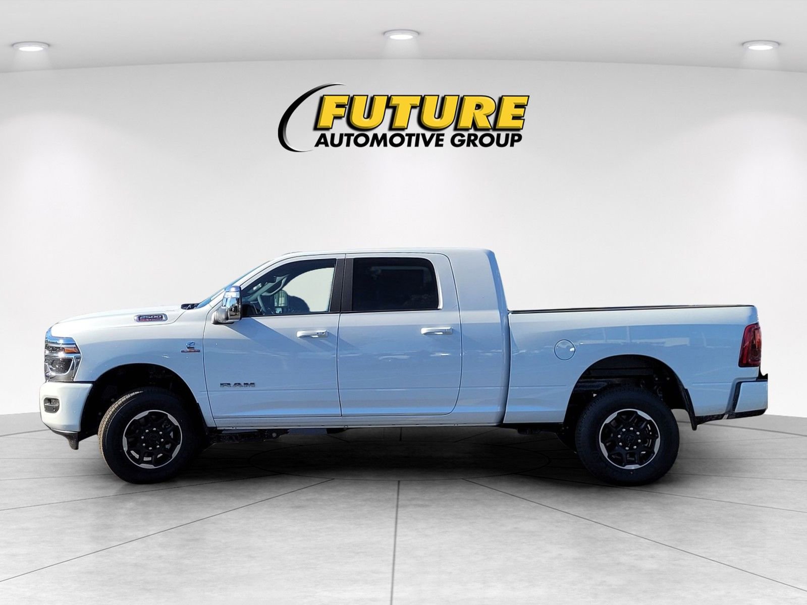 New 2025 RAM 2500 Laramie image 7