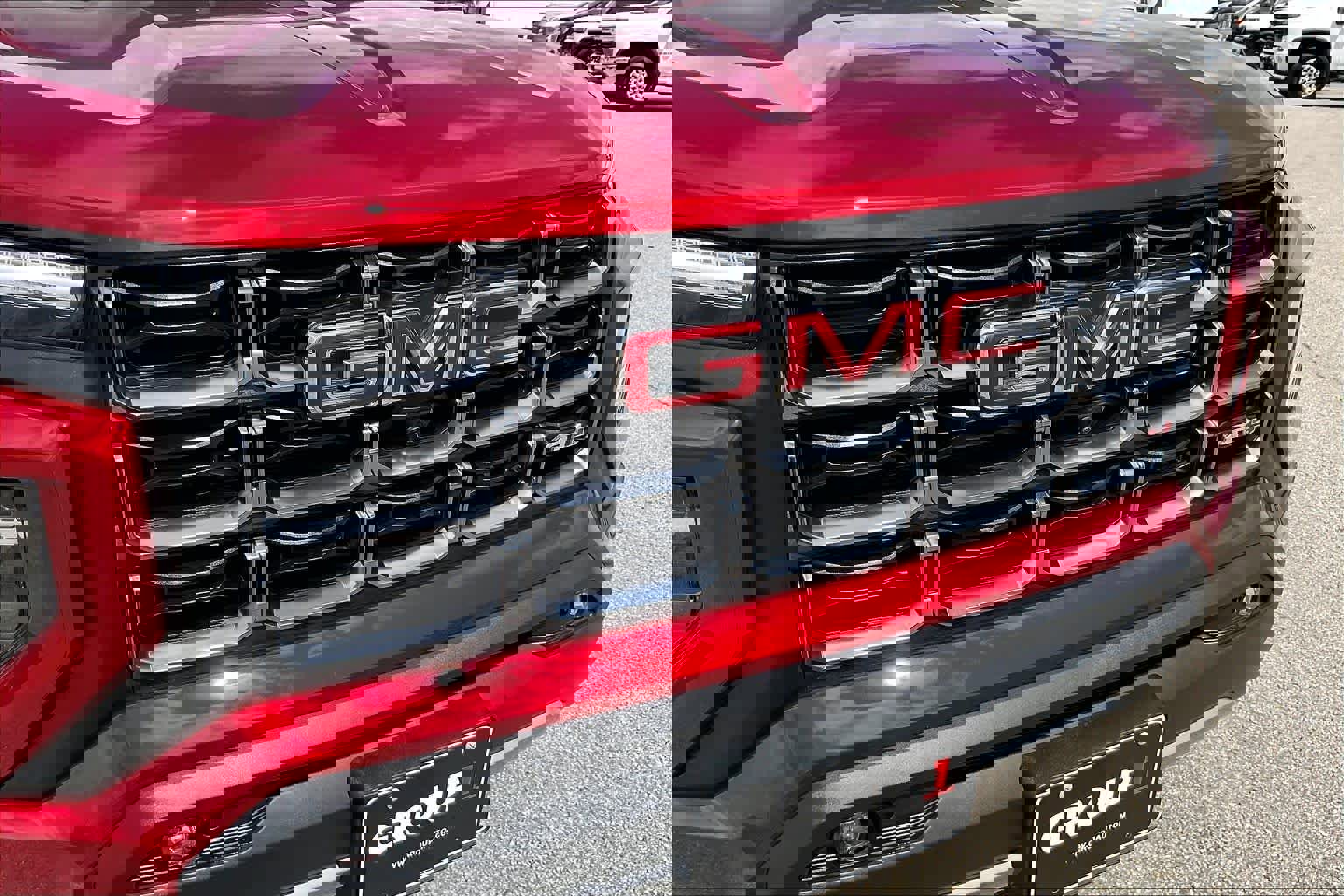 Used 2026 GMC Canyon AT4 w/ Technology Plus Package image 53