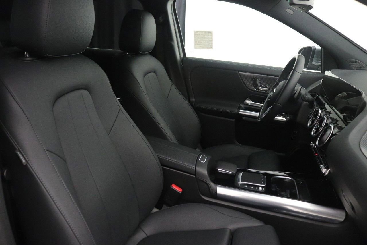 Certified 2023 Mercedes-Benz GLA 250 image 30