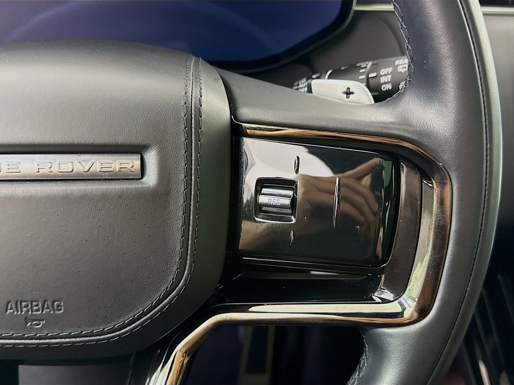 Used 2023 Land Rover Range Rover Sport SE Dynamic image 12