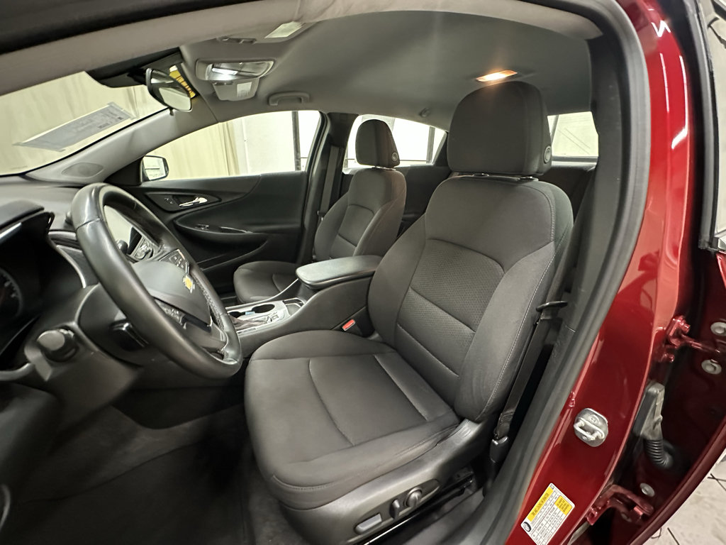 Certified 2024 Chevrolet Malibu RS FWD image 20