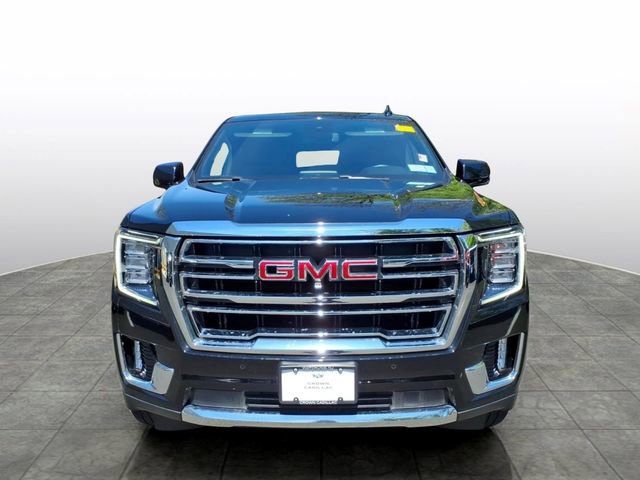 Used 2023 GMC Yukon SLT w/ SLT Premium Package AWD/4WD image 2