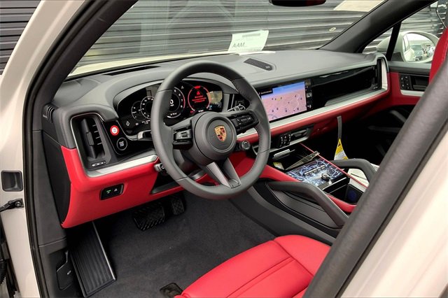 New 2026 Porsche Cayenne image 4