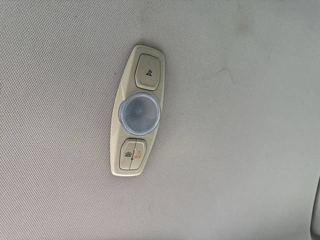 Used 2012 Ford Focus SE FWD image 33