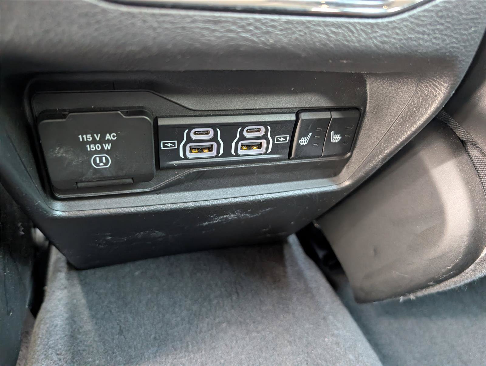 Used 2022 Jeep Grand Cherokee Limited 4xe w/ Luxury Tech Group II AWD/4WD image 15