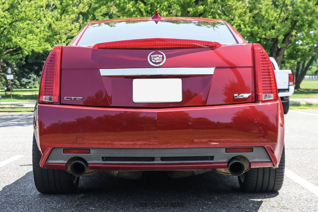 Used 2010 Cadillac CTS V w/ Wood Trim Package RWD image 7