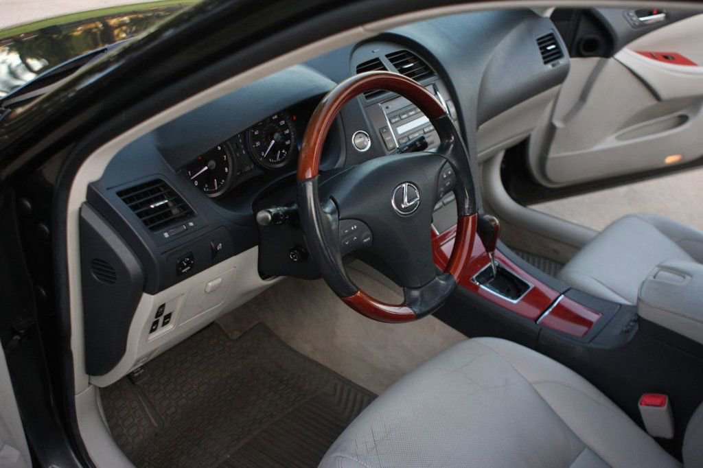 Used 2007 Lexus ES 350 image 32