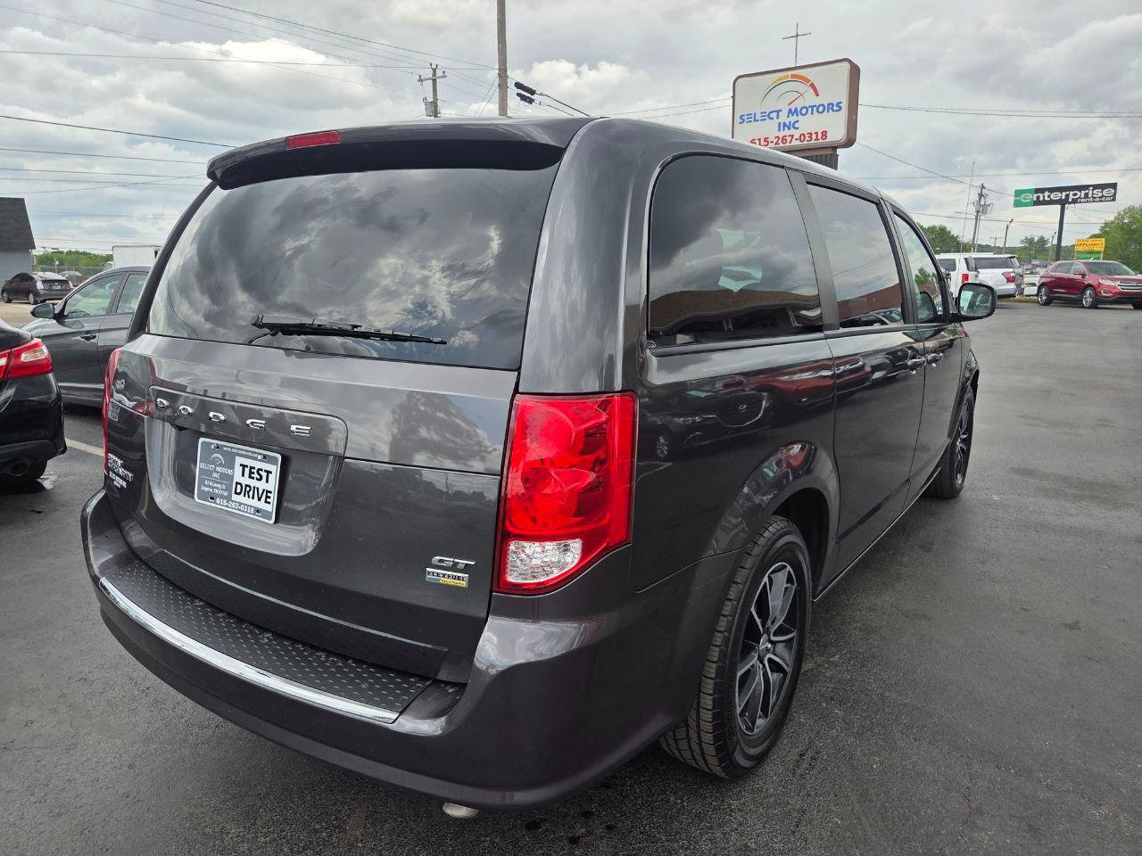 Used 2019 Dodge Grand Caravan GT image 5