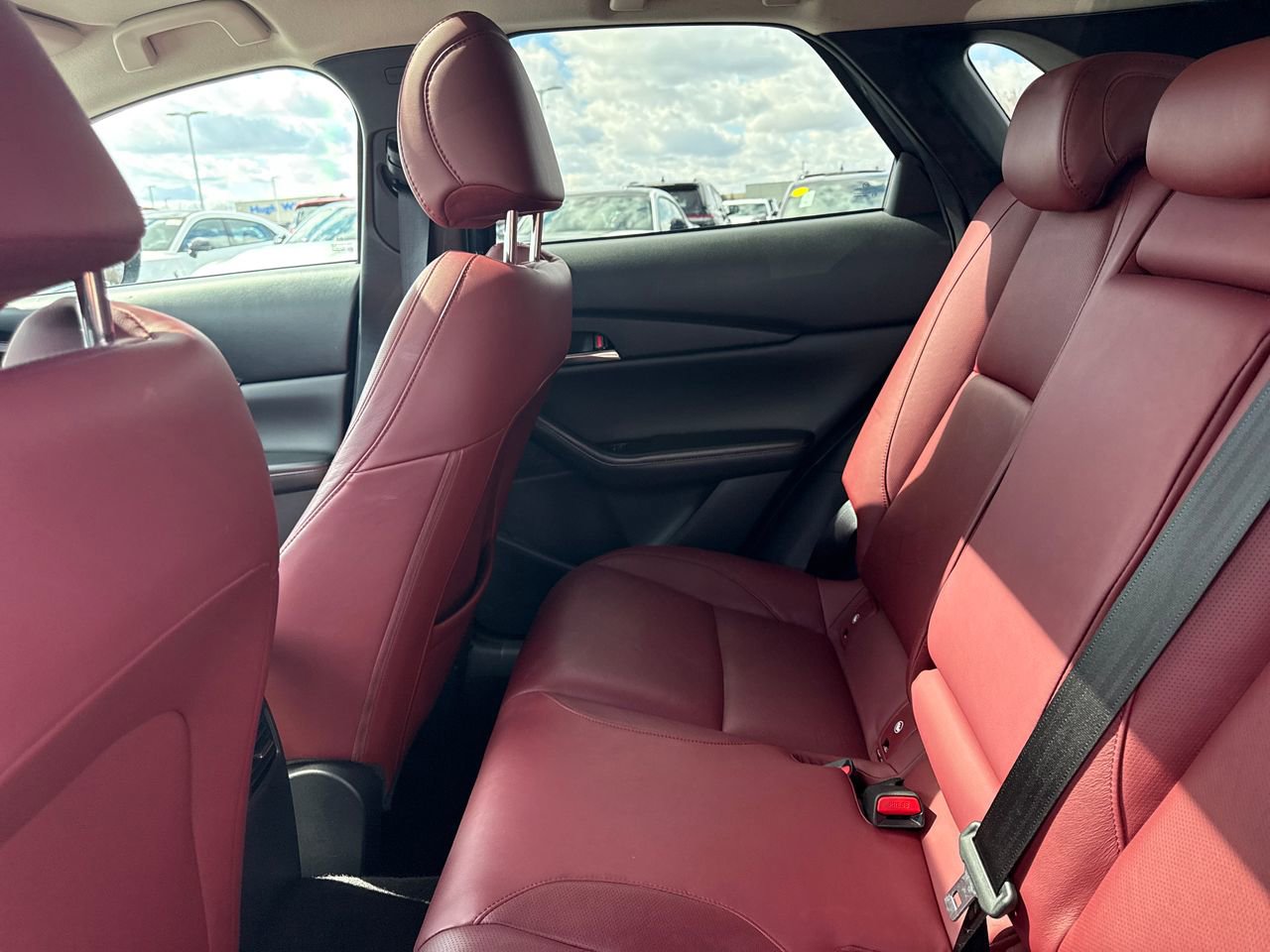 Used 2025 MAZDA CX-30 AWD 2.5 S w/ Preferred Package image 12