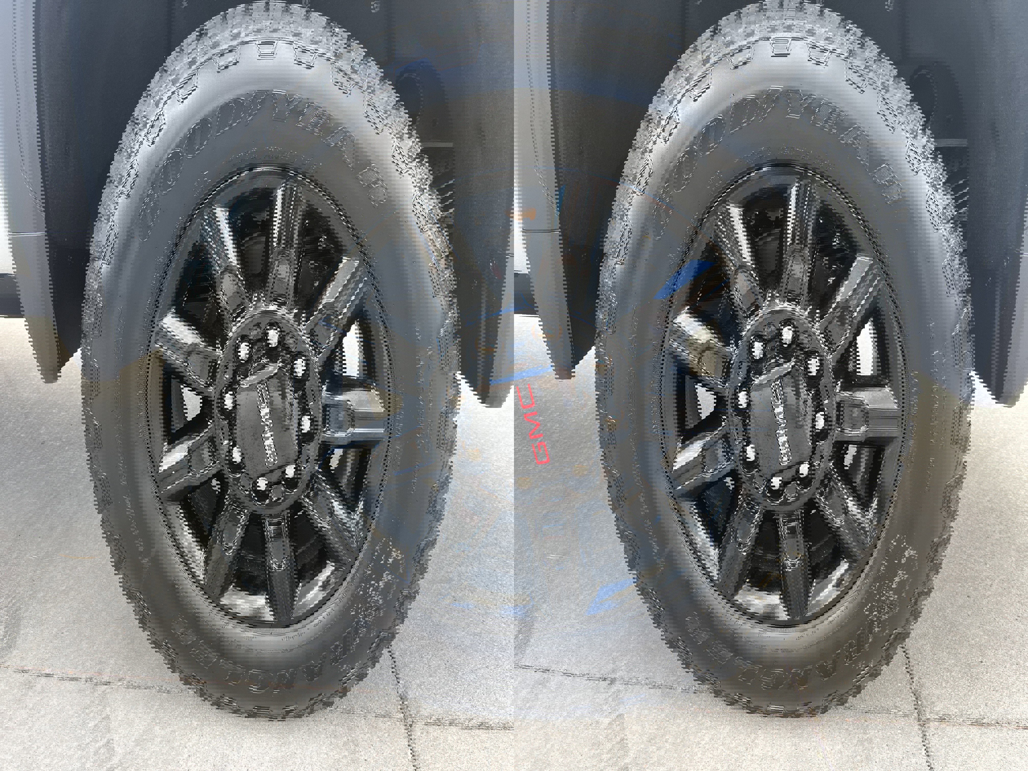 New 2026 GMC Sierra 2500 AT4 w/ AT4 Premium Plus Package image 16