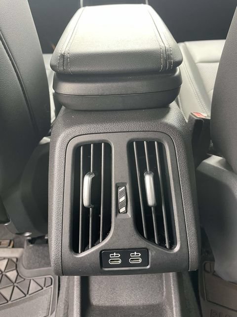Used 2025 BMW X1 xDrive28i w/ Convenience Package AWD/4WD image 18