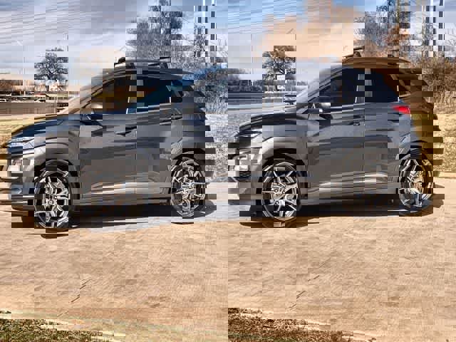 Used 2019 Hyundai Kona Limited w/ Cargo Package image 4