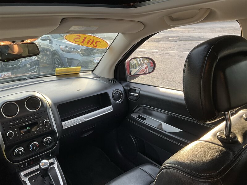 Used 2015 Jeep Compass High Altitude AWD/4WD image 19