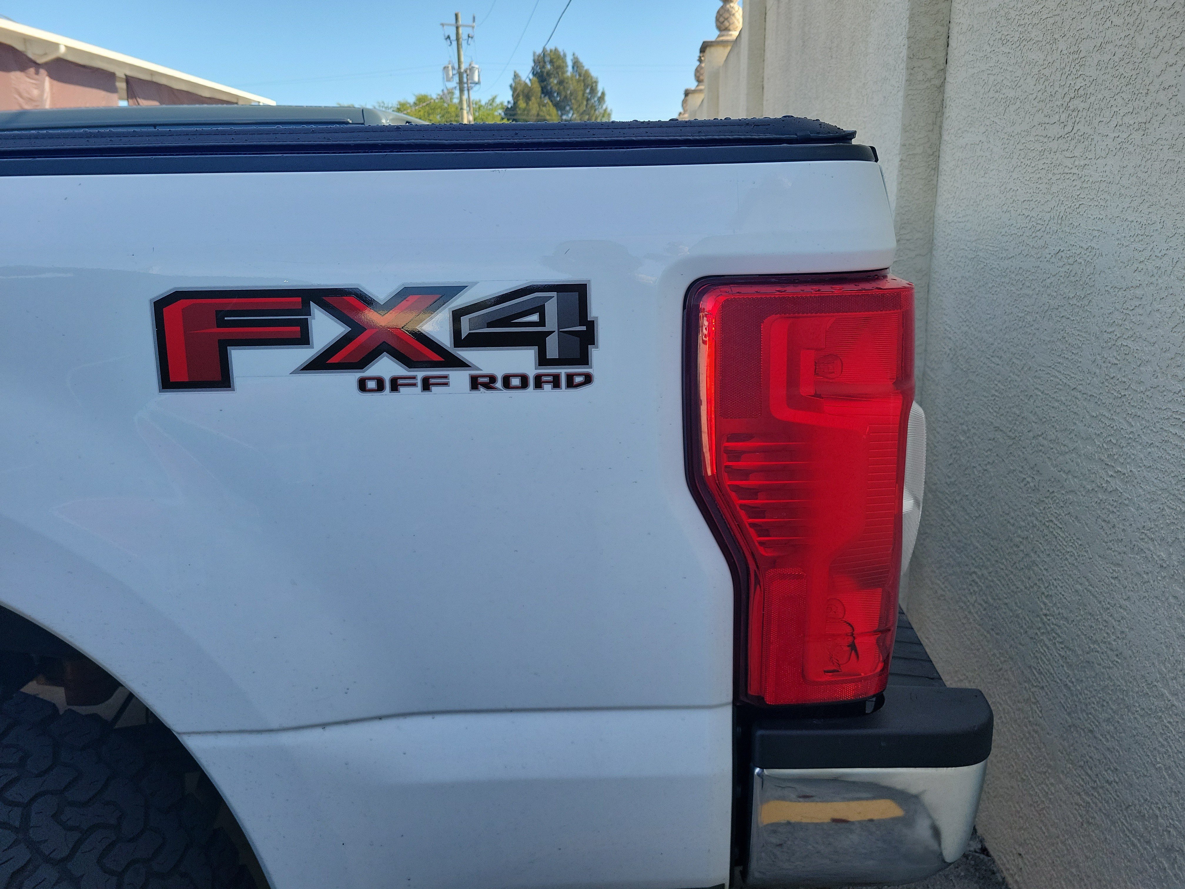 Used 2022 Ford F250 XL w/ STX Appearance Package AWD/4WD image 10