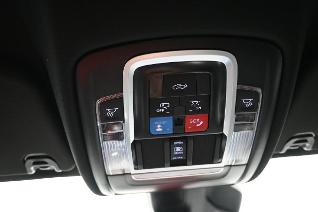 New 2027 RAM 1500 Laramie AWD/4WD image 9