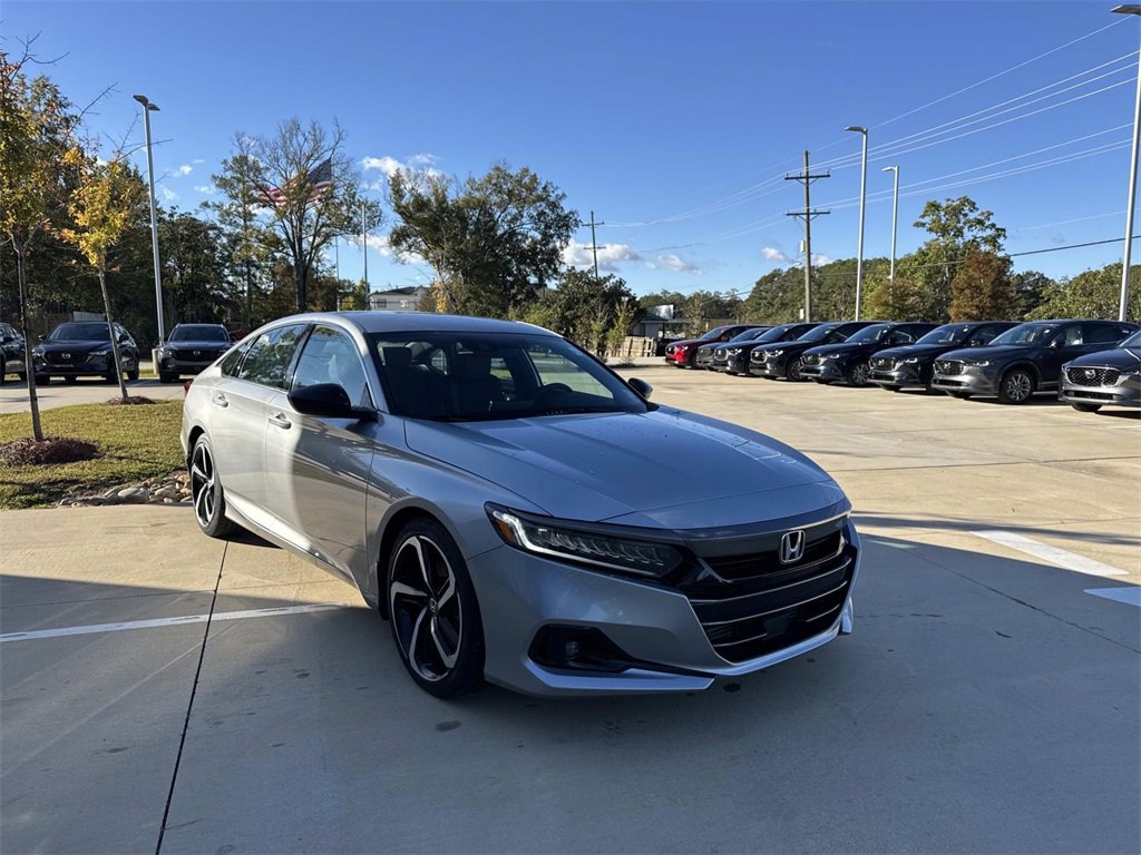 Used 2022 Honda Accord Sport image 3