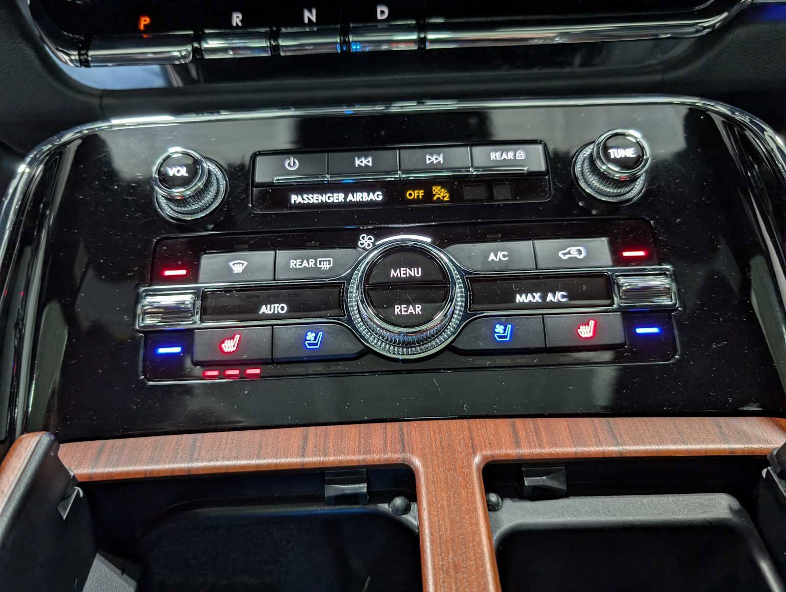 Certified 2023 Lincoln Navigator Reserve AWD/4WD image 34