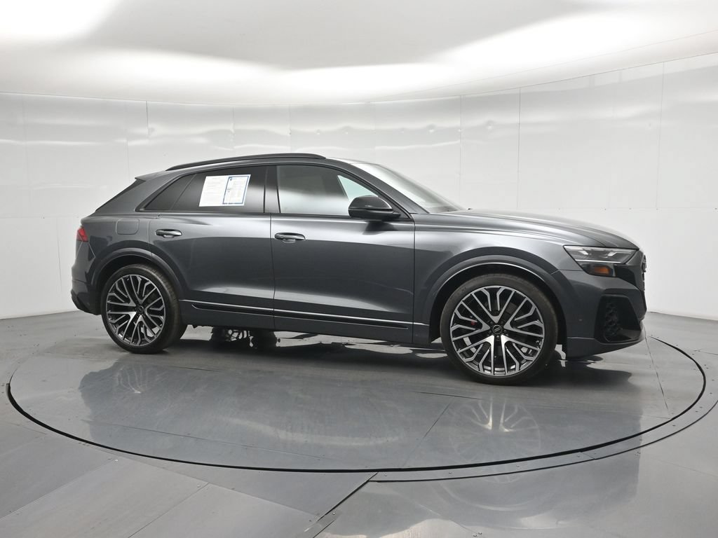 Used 2025 Audi SQ8 Premium Plus AWD/4WD image 21