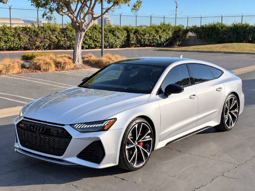 Used 2021 Audi RS 7 Sportback w/ Black Optic Package AWD/4WD image 1