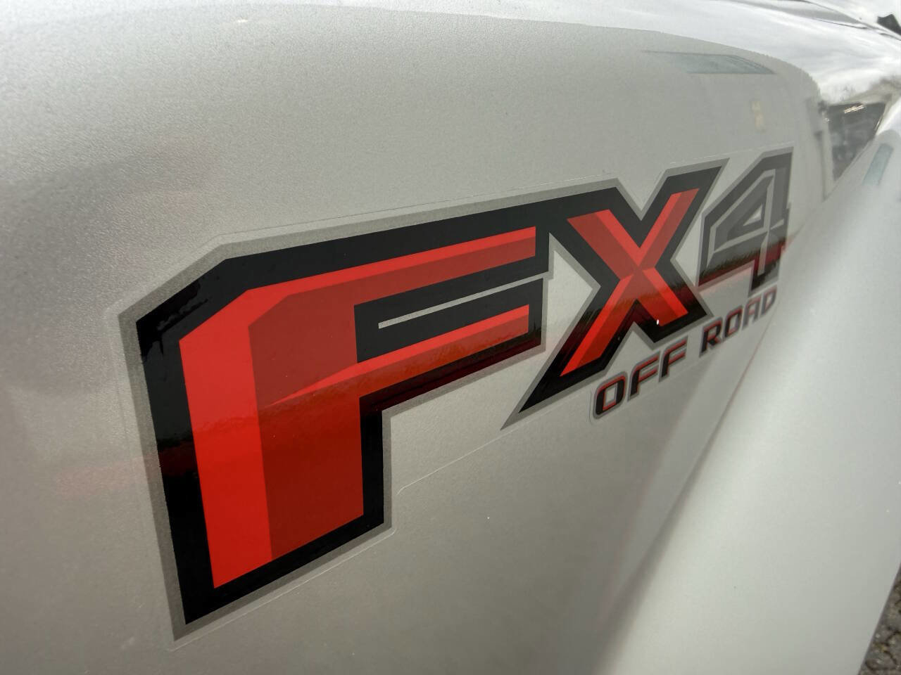 Used 2017 Ford F350 Lariat w/ Lariat Value Package image 33