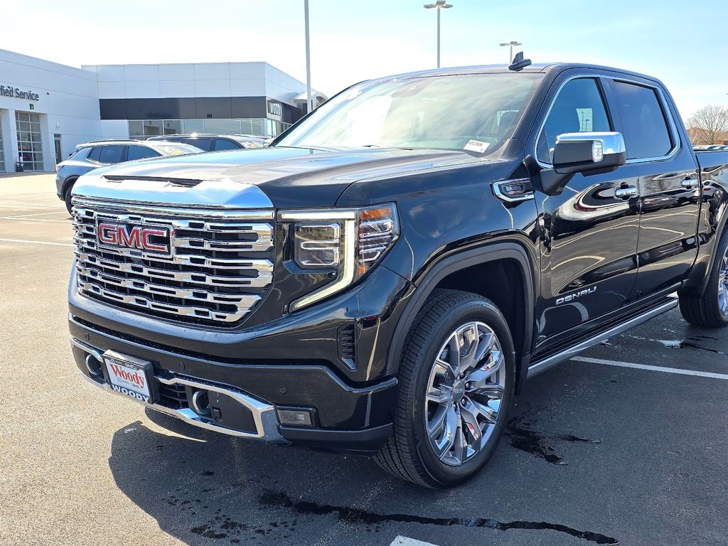 Certified 2024 GMC Sierra 1500 Denali w/ Denali Reserve Package AWD/4WD image 13
