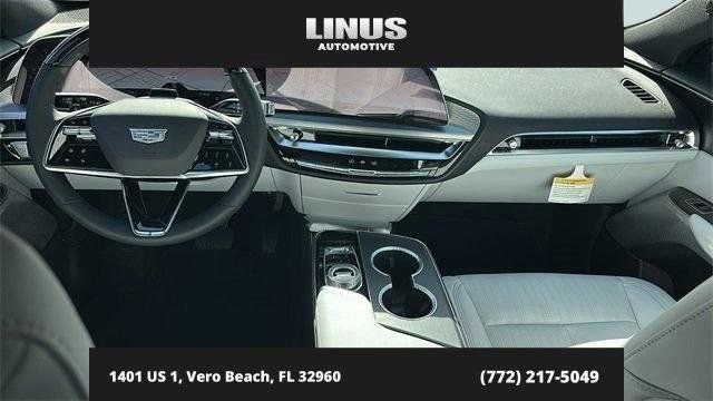New 2026 Cadillac Lyriq Premium Luxury image 14