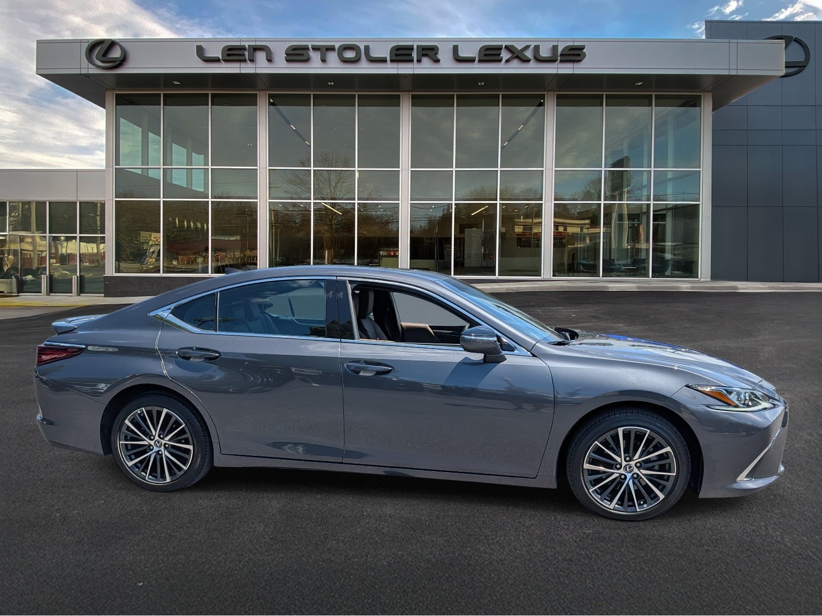 Certified 2025 Lexus ES 350 w/ Premium Package FWD video 2