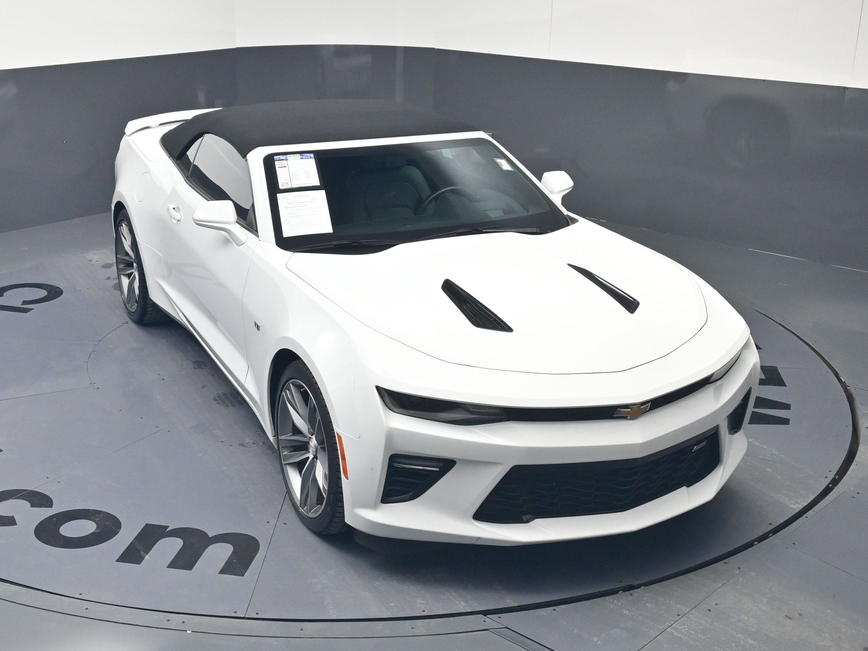 Used 2016 Chevrolet Camaro SS image 31