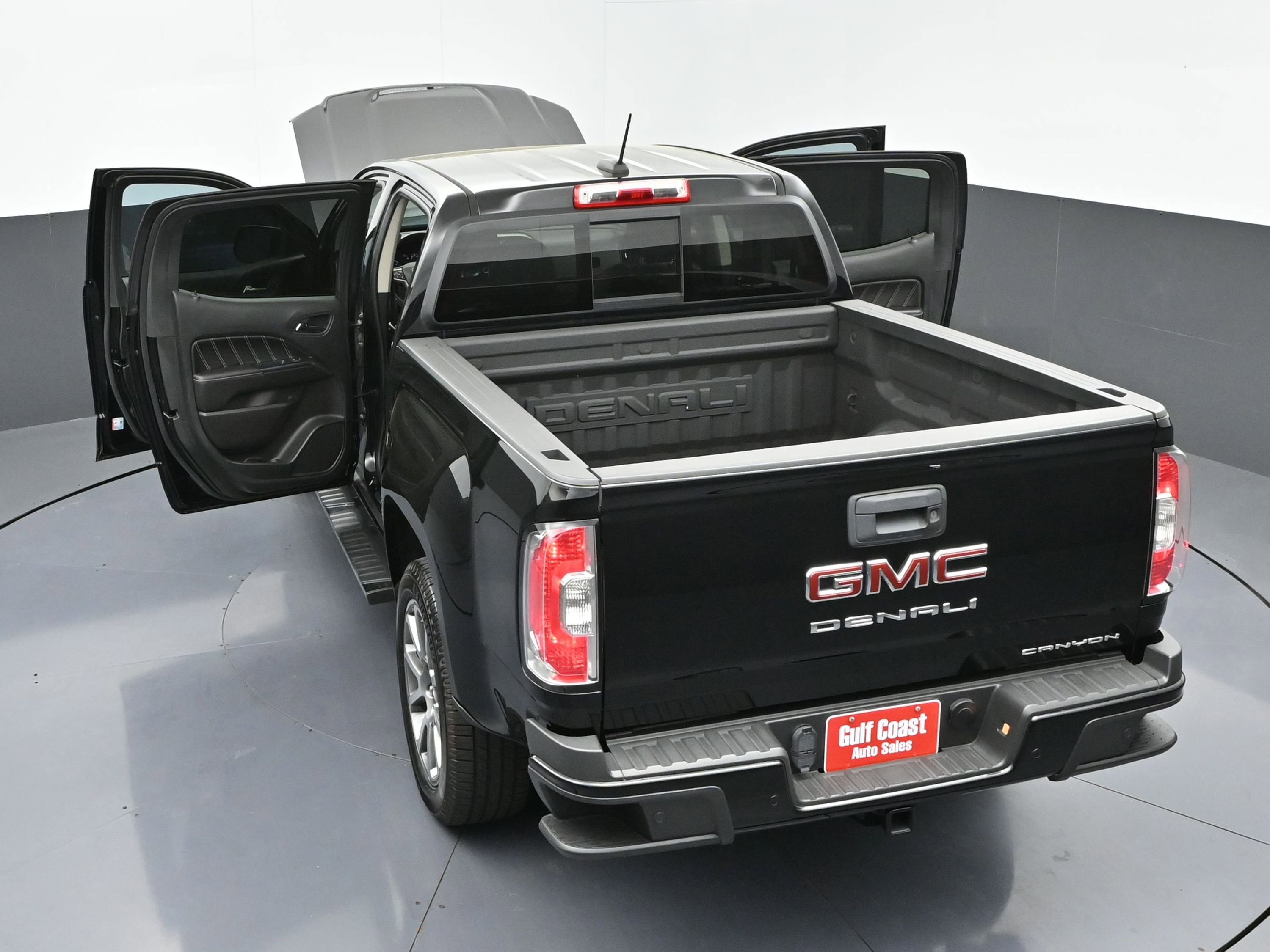 Used 2022 GMC Canyon Denali image 48