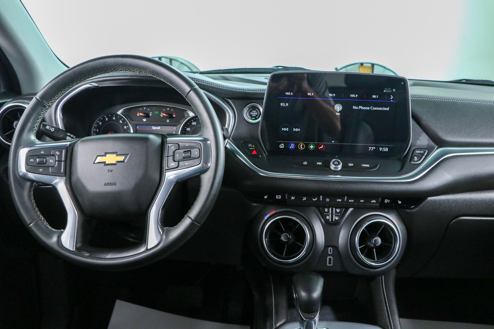 Used 2023 Chevrolet Blazer LT w/ Midnight/Sport Edition FWD image 17
