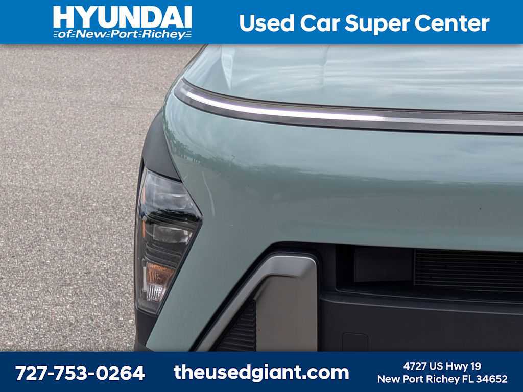 Certified 2024 Hyundai Kona SEL FWD image 9