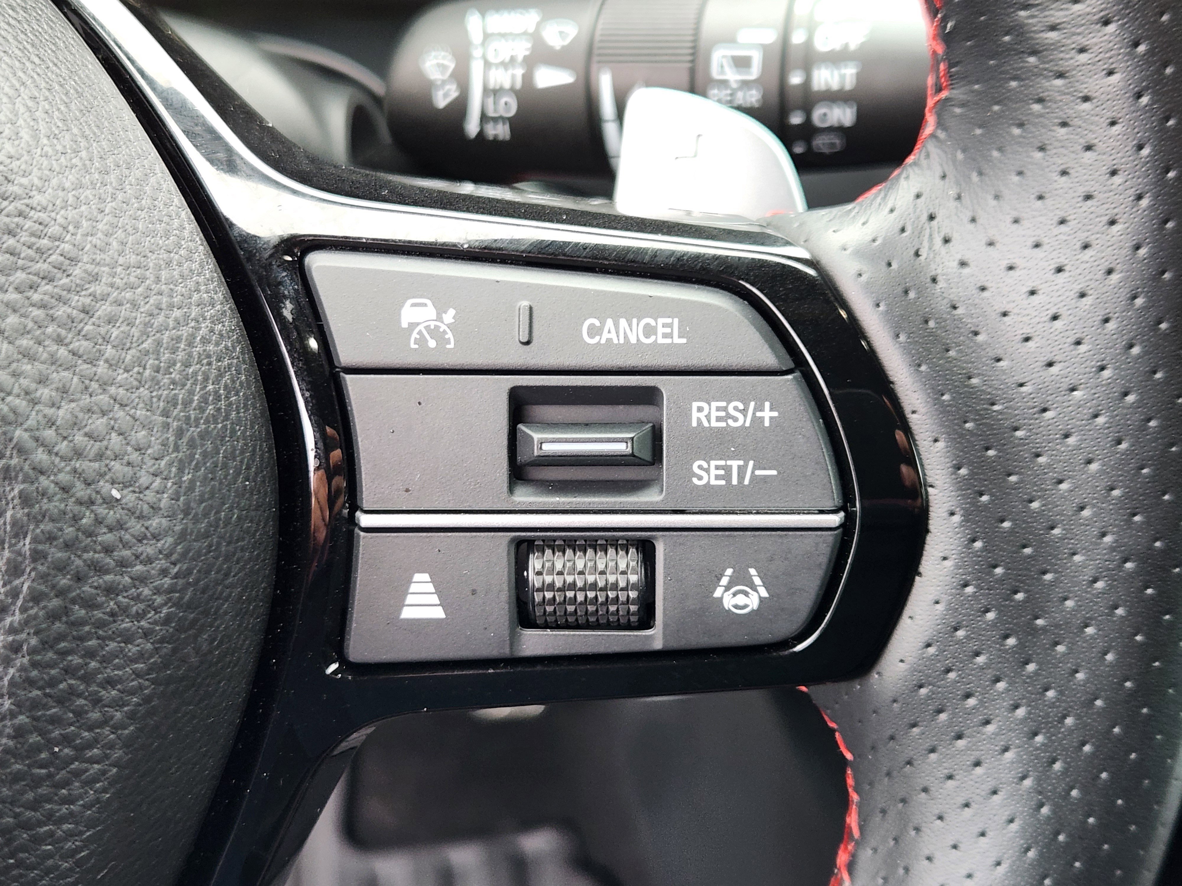 Certified 2025 Acura ADX A-Spec image 24
