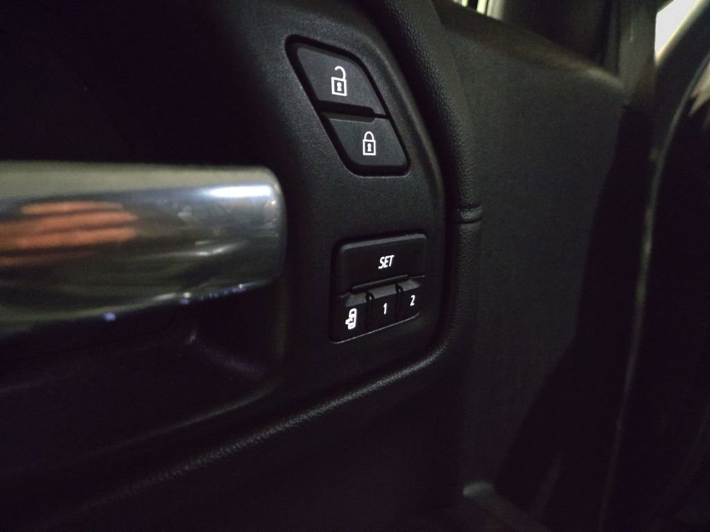 Used 2019 GMC Sierra 1500 SLT w/ SLT Premium Plus Package image 9