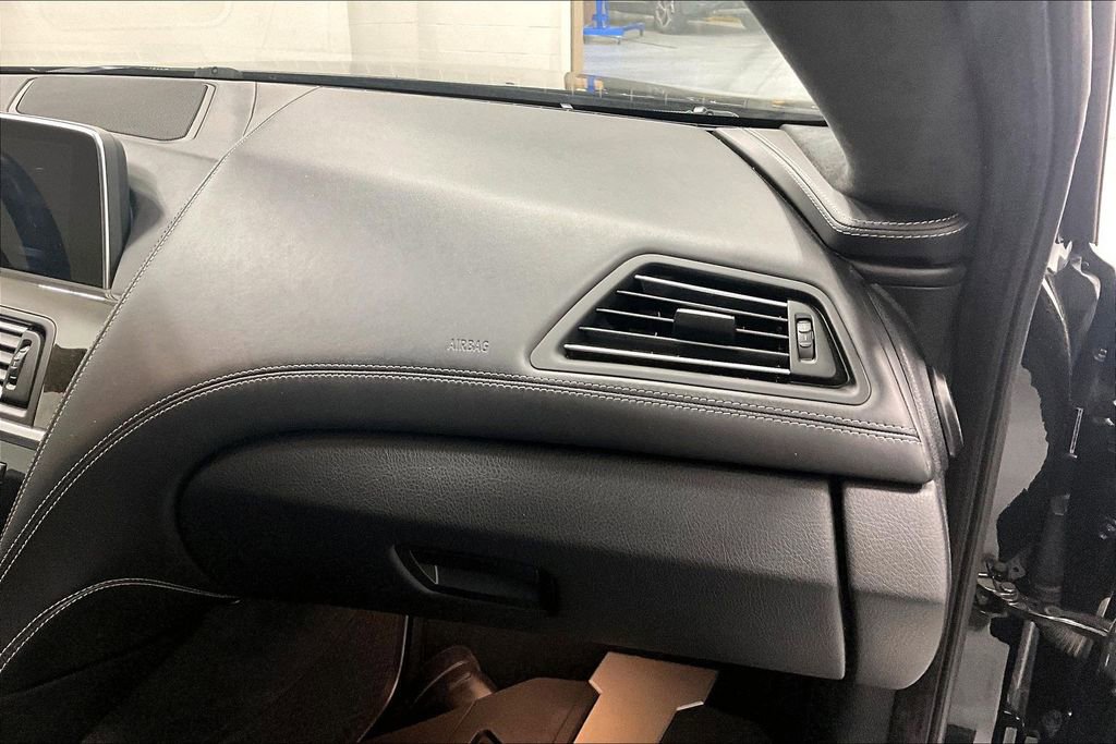 Used 2017 BMW 650i Coupe RWD image 11