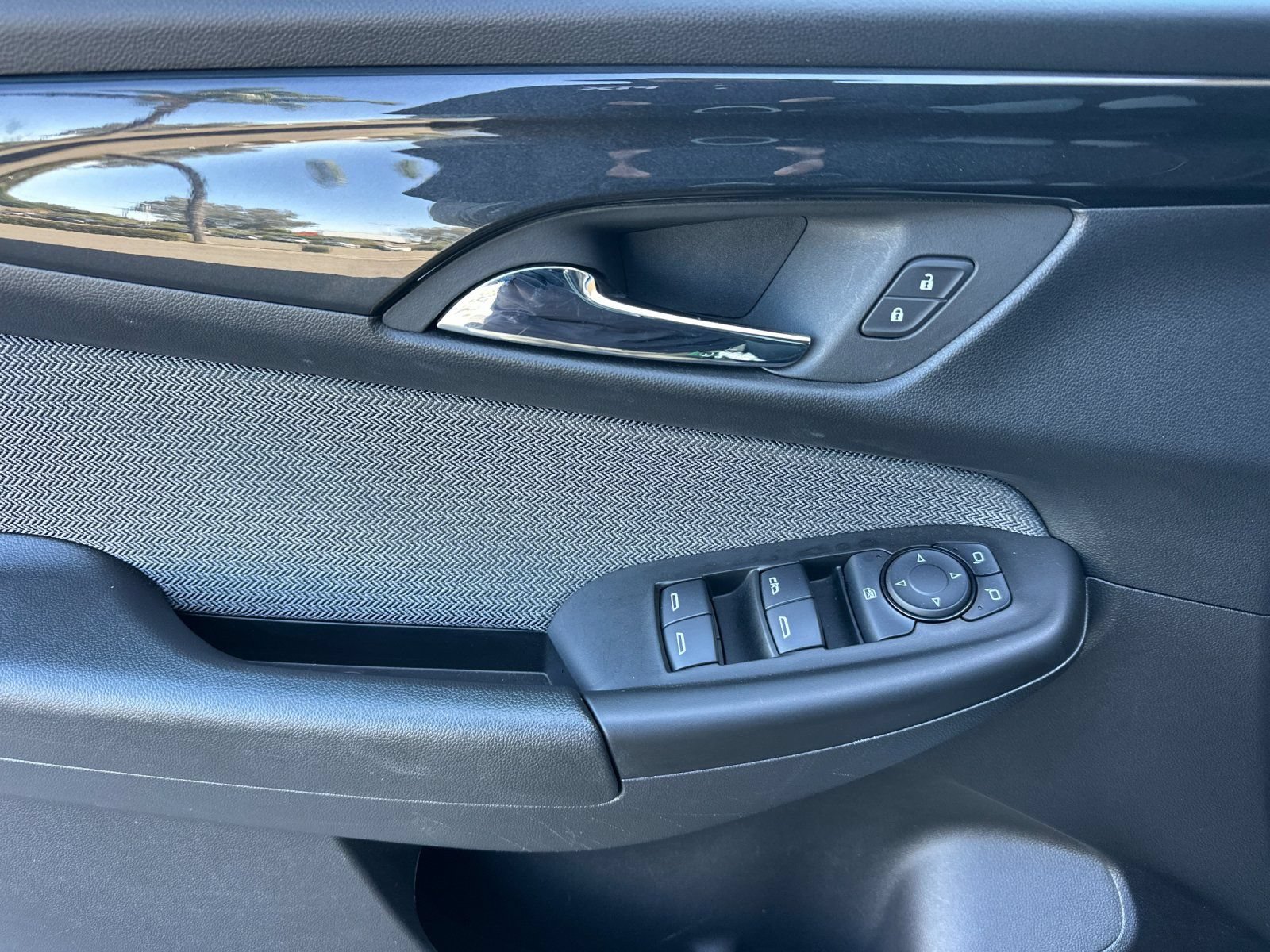 Used 2025 Chevrolet TrailBlazer LT FWD image 10