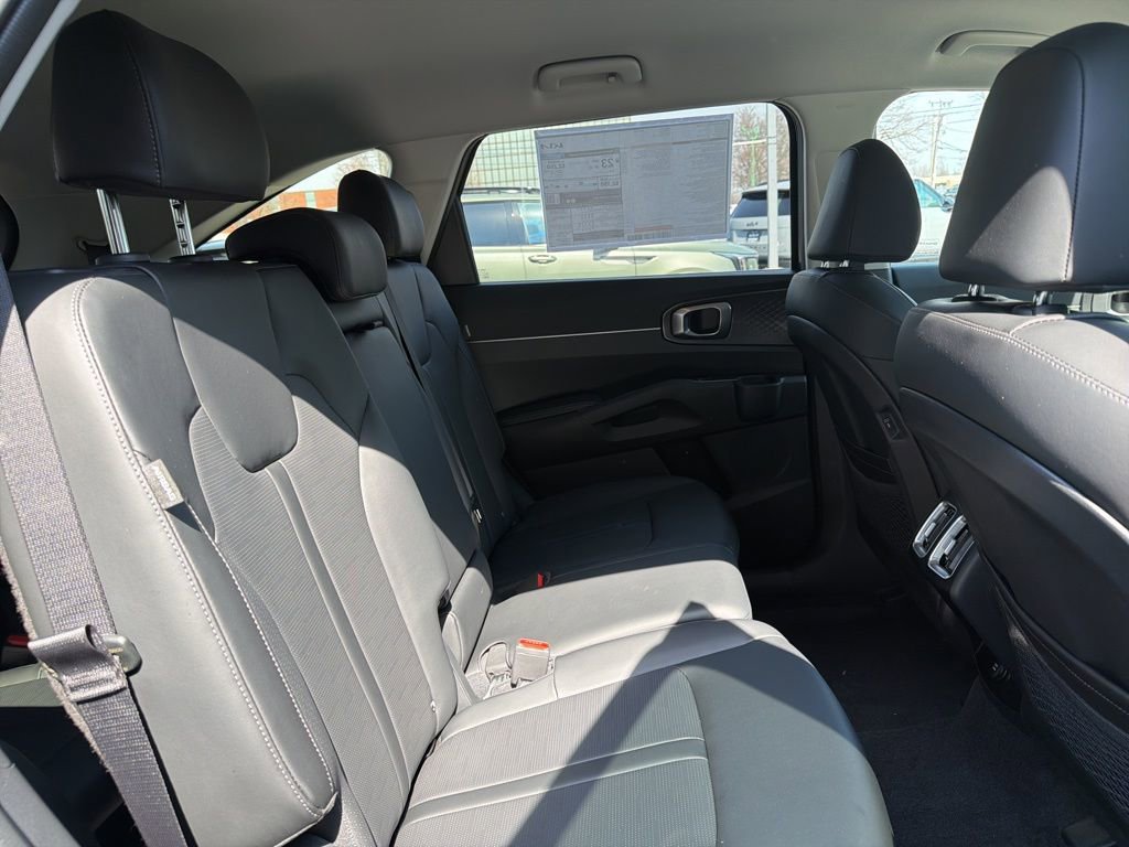 New 2026 Kia Sorento EX image 14