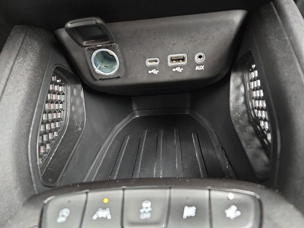 Used 2023 Chevrolet TrailBlazer RS w/ Convenience Package image 30