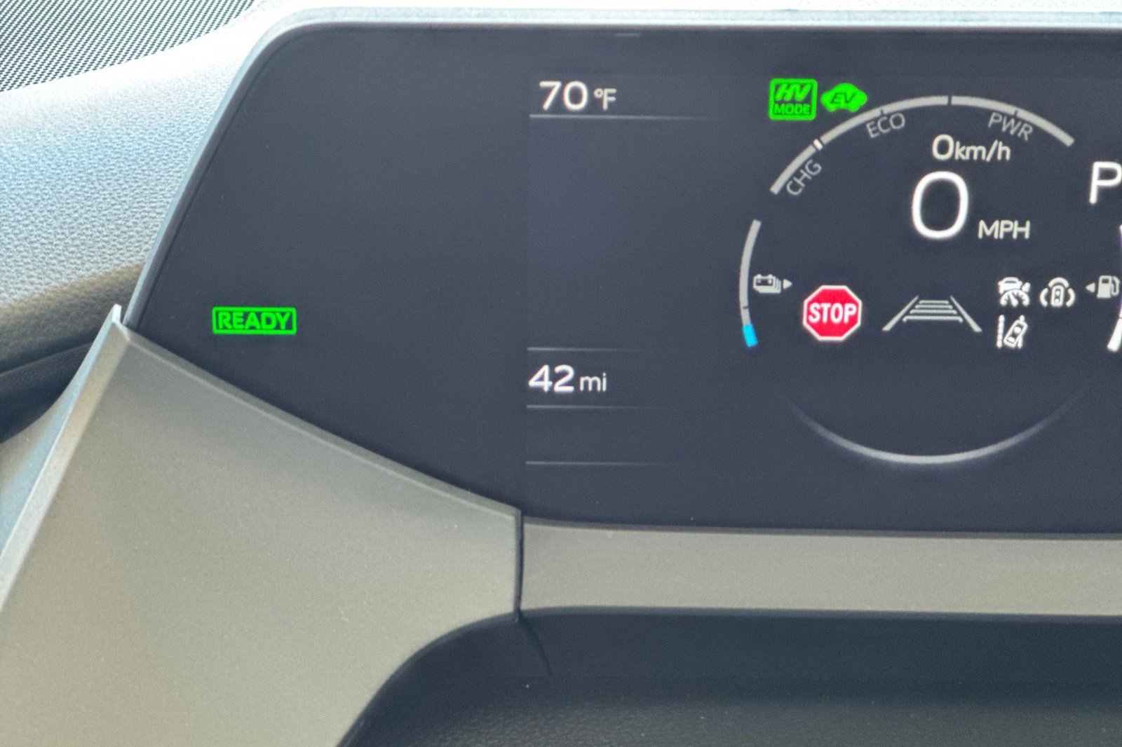 Used 2025 Toyota Prius Plug-In Hybrid w/ Limited Premium Package image 22