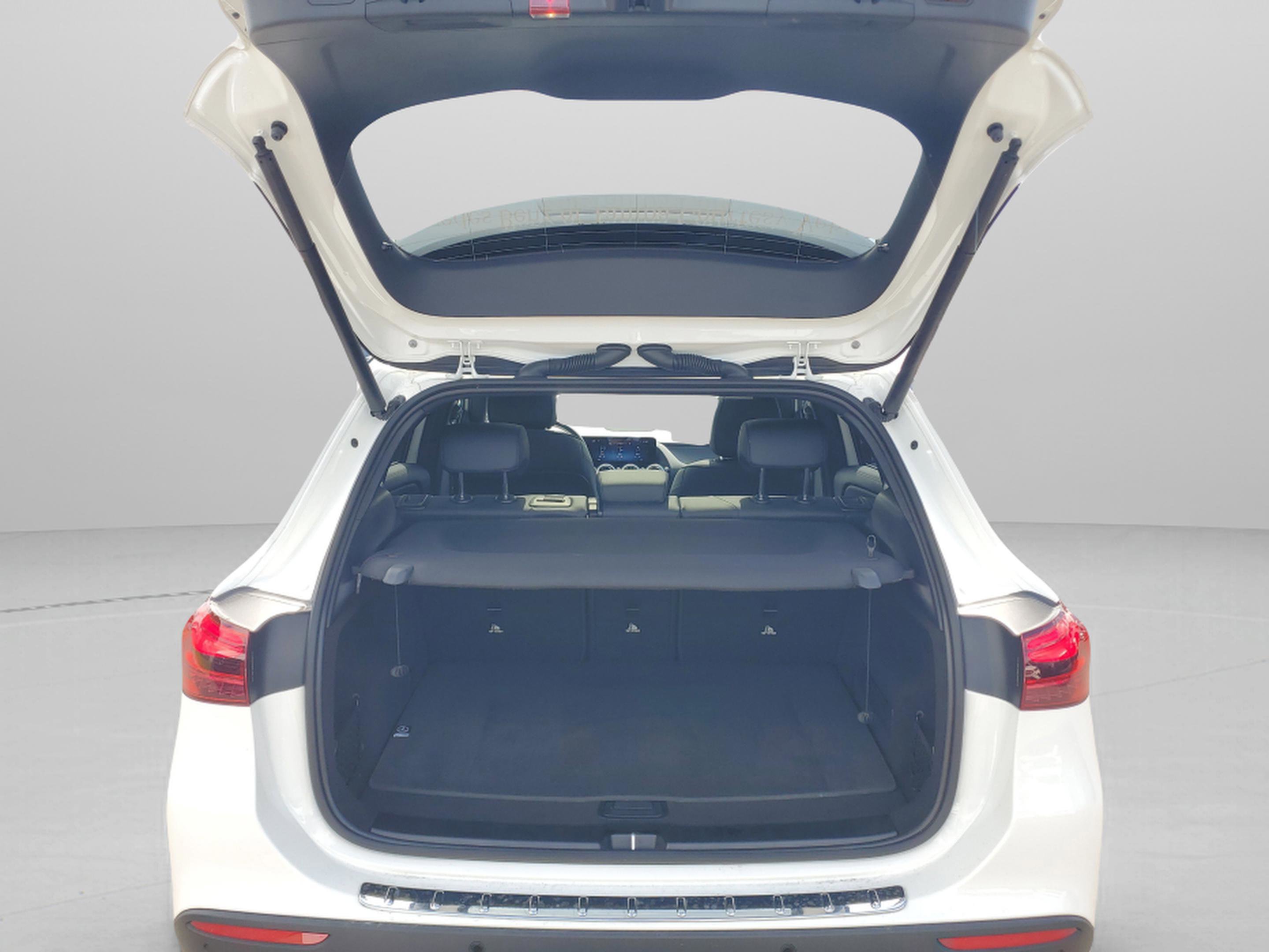 Certified 2025 Mercedes-Benz GLA 250 image 7