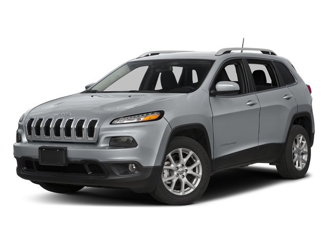 Used 2018 Jeep Cherokee Latitude Plus w/ Cold Weather Group AWD/4WD image 1