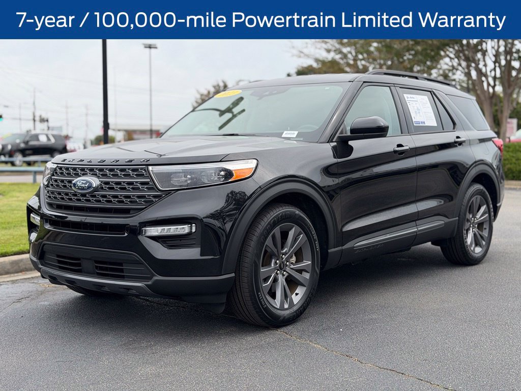 Used 2023 Ford Explorer XLT w/ Equipment Group 202A RWD image 4