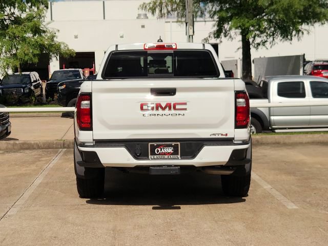 Used 2024 GMC Canyon AT4 w/ Technology Package AWD/4WD image 6