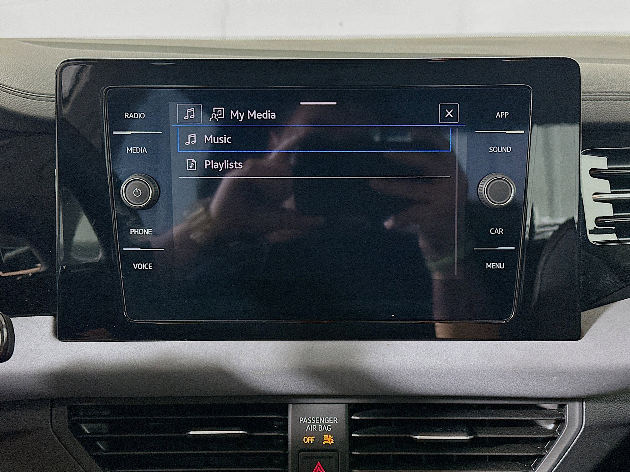 Used 2025 Volkswagen Jetta SE image 21