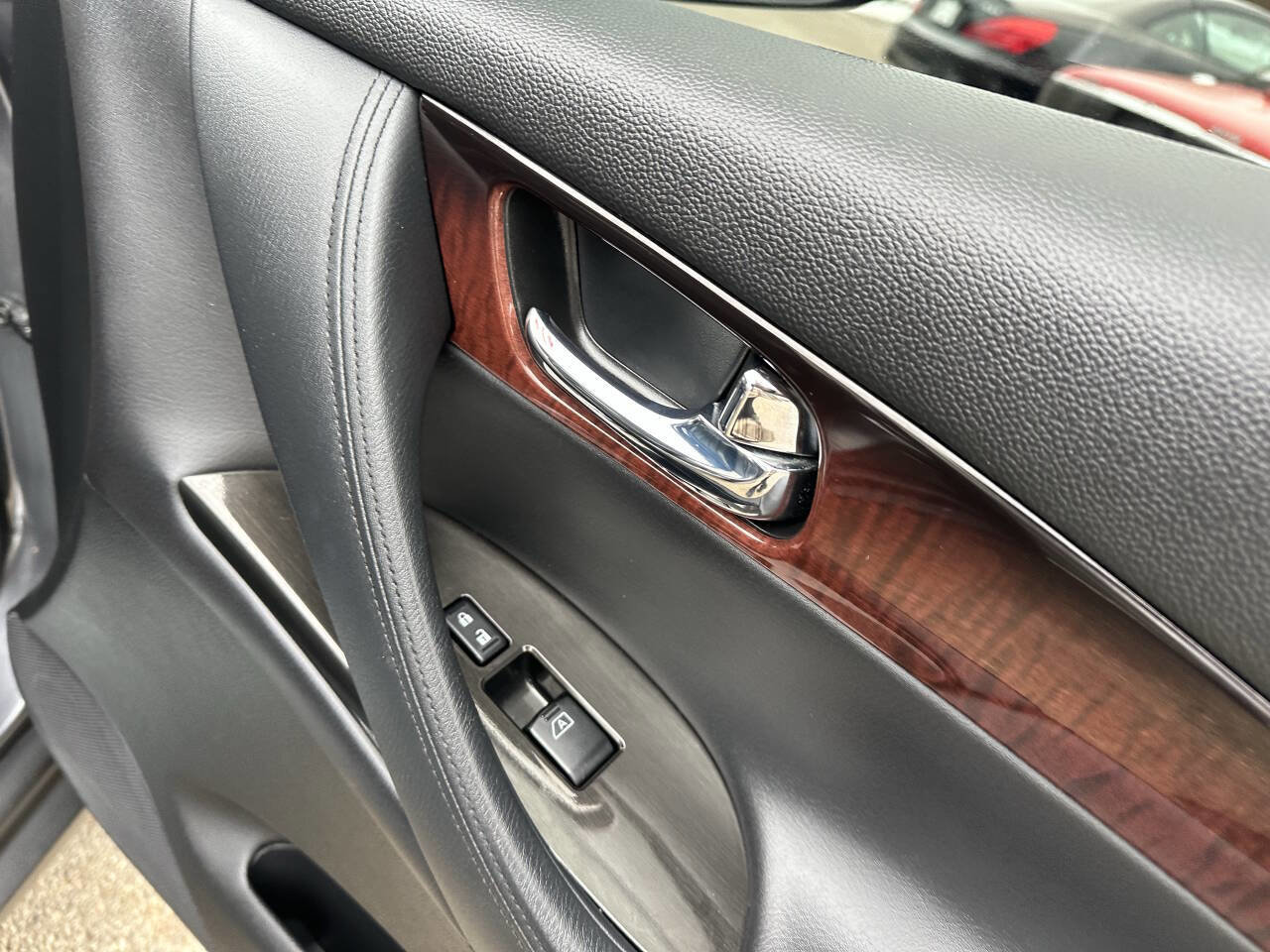 Used 2016 INFINITI QX50 AWD w/ Premium Plus Package image 24