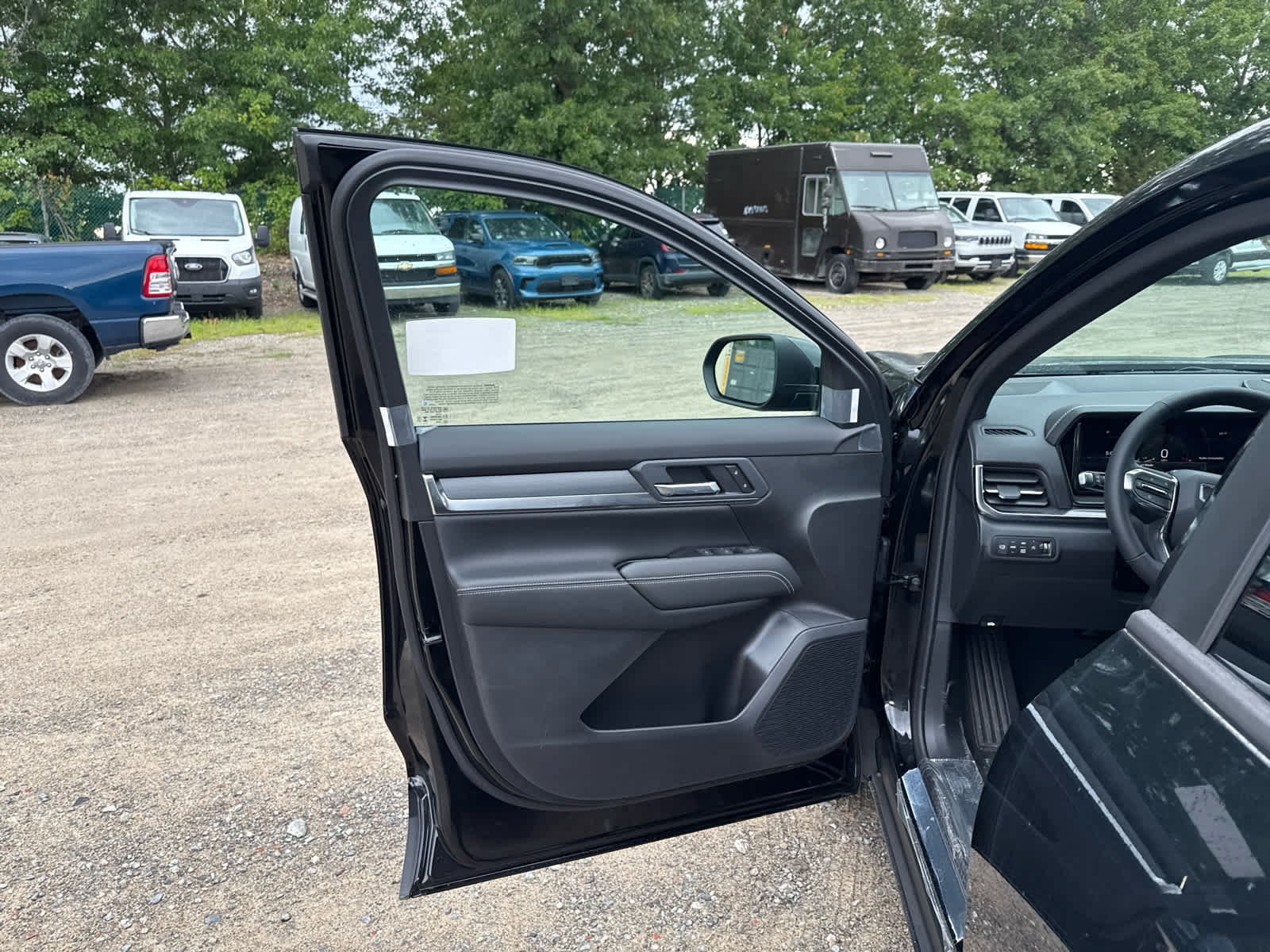 New 2027 GMC Terrain Elevation w/ LPO, Floor Liner Package AWD/4WD image 12