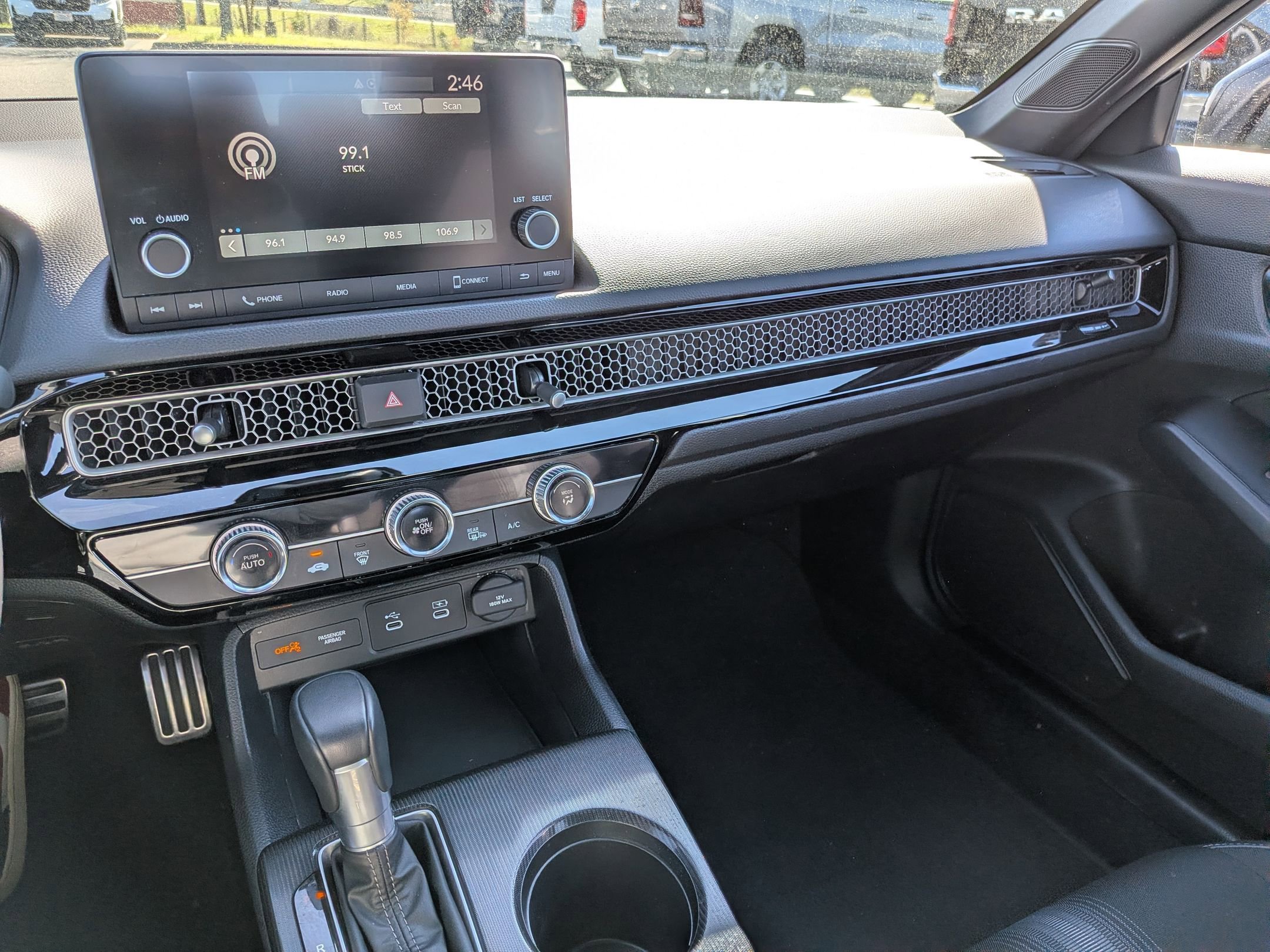 Used 2025 Honda Civic Sport image 22