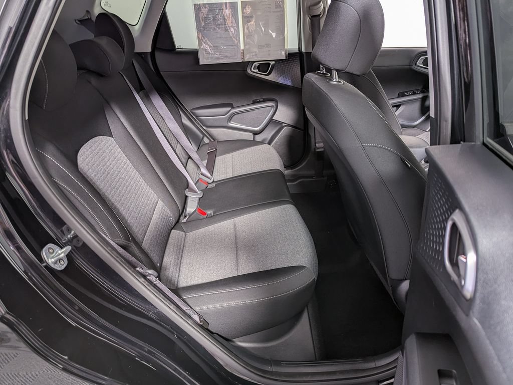 Used 2020 Kia Soul S FWD image 34