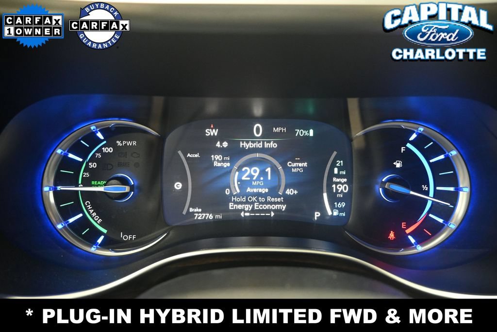 Used 2023 Chrysler Pacifica Limited FWD image 15