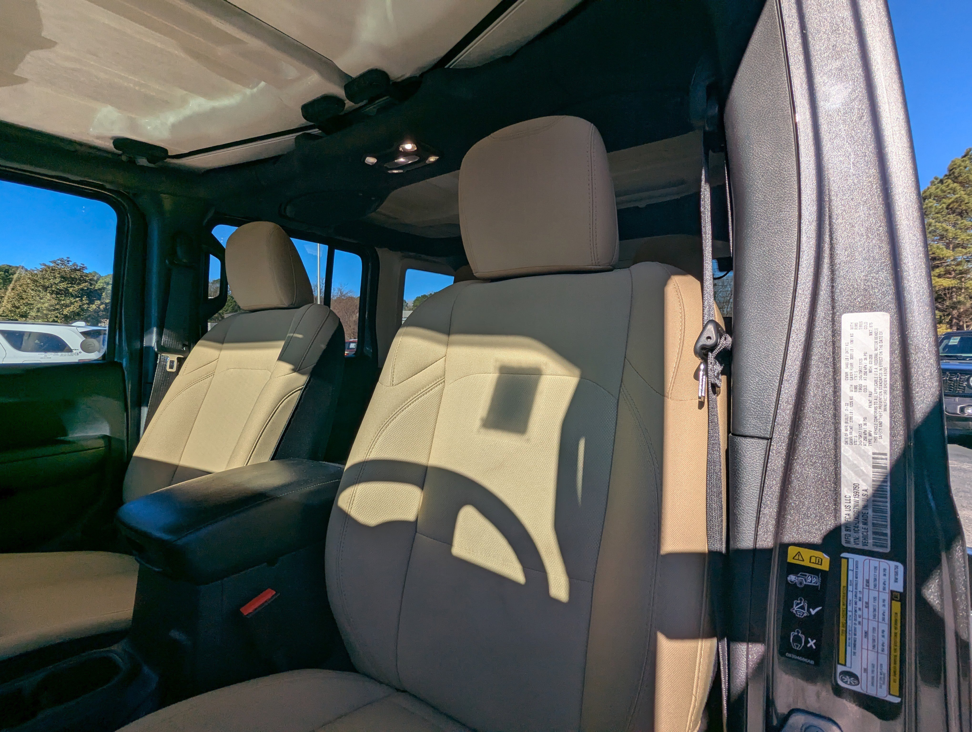 Certified 2022 Jeep Wrangler Sport S image 9